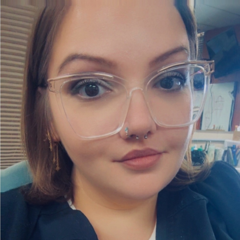 Meet your Posher, Shay